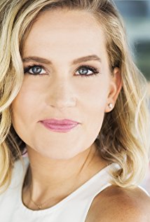 Lora Lee Gayer